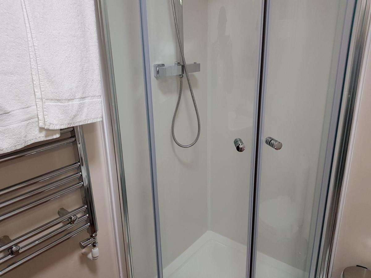 Edinburgh House Apartments Екстериор снимка